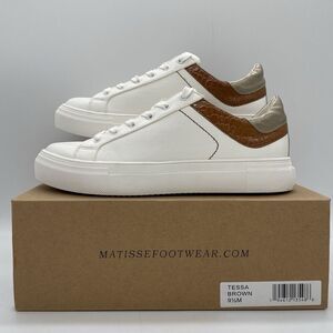 COCONUTS by Matisse Womens Size 9.5 Shoes Tessa Lace Up White Brown Sneakers NEW